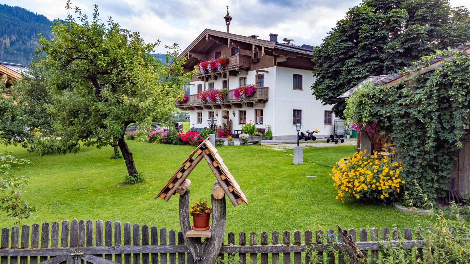 Herzoghof Леоганг Екстер'єр фото
